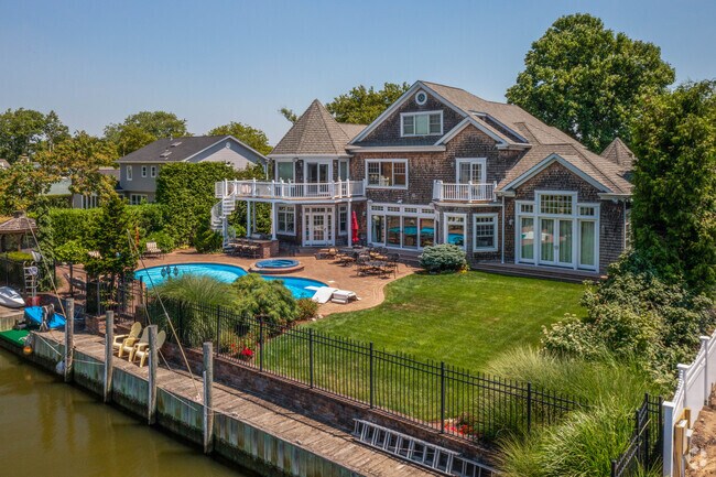 There are dozens of elegant waterfront homes in West Islip.