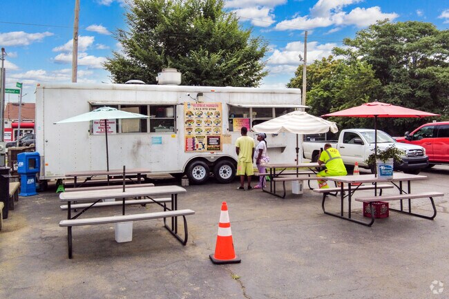 Eat lunch at El Huarache Food Truck in the Central Hilltop neighborhood.