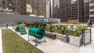 130 N Garland Ct, Chicago, IL 60602