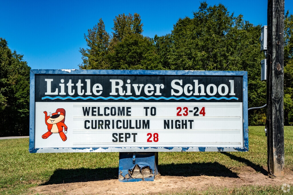 Little River School is a K-8 grade school in Durham, NC. with around 650 students.