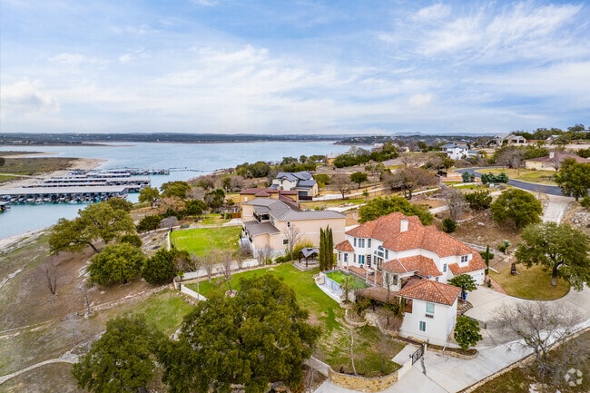 Homes in Hill Country and the Canyon Lake area sit on large lots.