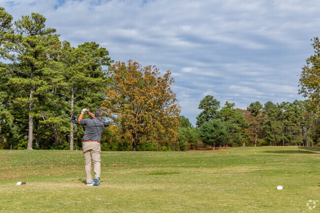 Golfers of all skill levels will enjoy the Tennessee Tech Golden Eagle Golf Club.