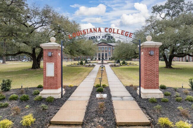 Pineville is home to Louisiana College, a prominent Christian institution.