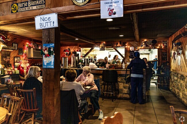 The historic Top Hog BBQ is a local favorite in Gallatin.
