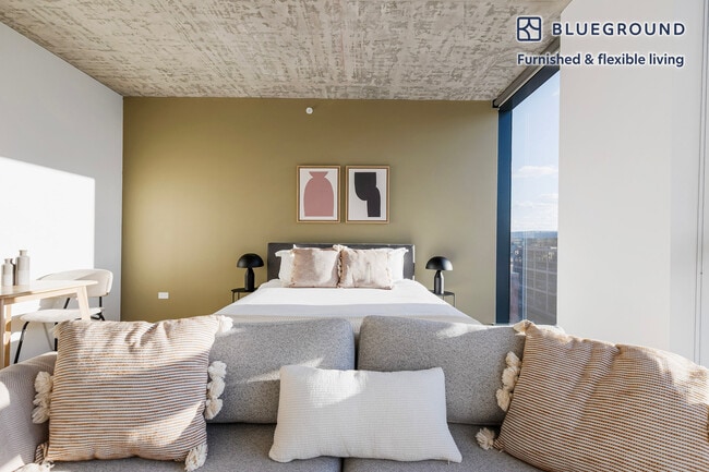 160 N Morgan St unit FL11-ID1065, Chicago, IL 60607 - photo 2