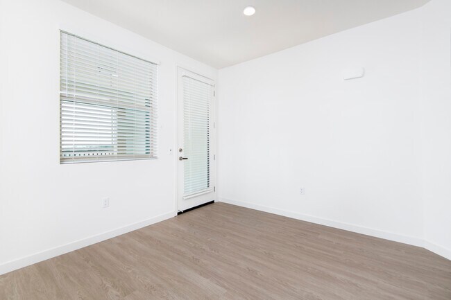 The Club at Enclave, Chula Vista, CA 91913 - photo 6