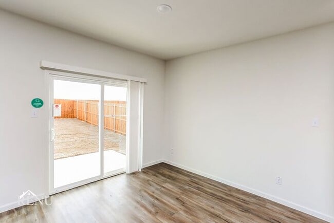 710 Oakhurst Dr, Lavon, TX 75166 - photo 6