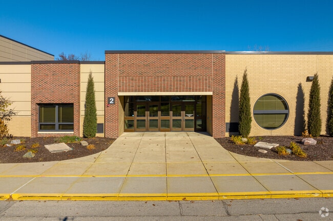 Fort Wayne's Saint Joseph Central has 403 students.