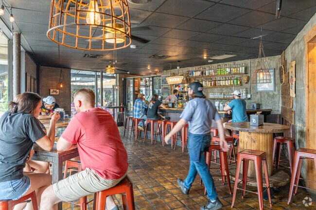 Caddo Heights/South Highlands residents enjoy a bite at the popular Ki-Mexico.