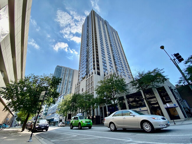 The Elm at Clark unit 1810, Chicago, IL 60610 - photo 2