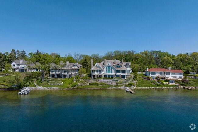 Views of Lower Long Lake in Bloomfield Hills from these spectacular homes.