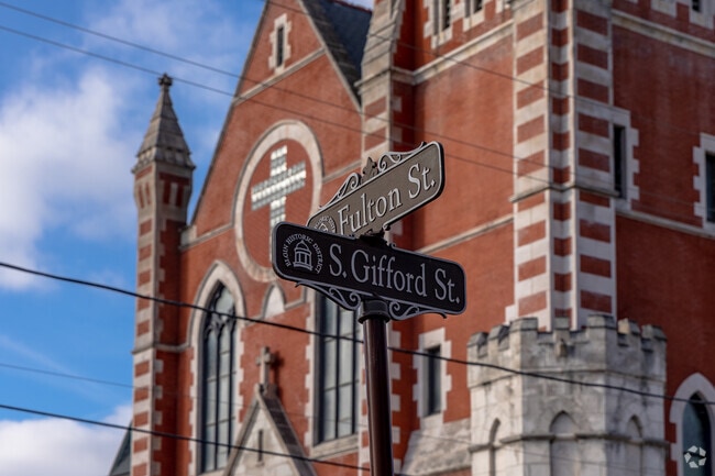 Gifford Park is part of Elgin's Historic District.