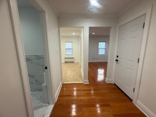 260 Gainsborg Ave E unit 2, West Harrison, NY 10604 - photo 3