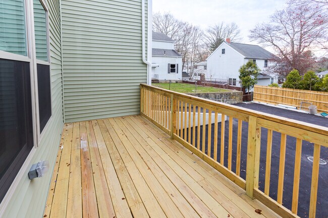 480 Fulton St unit 478, Medford, MA 02155 - photo 3