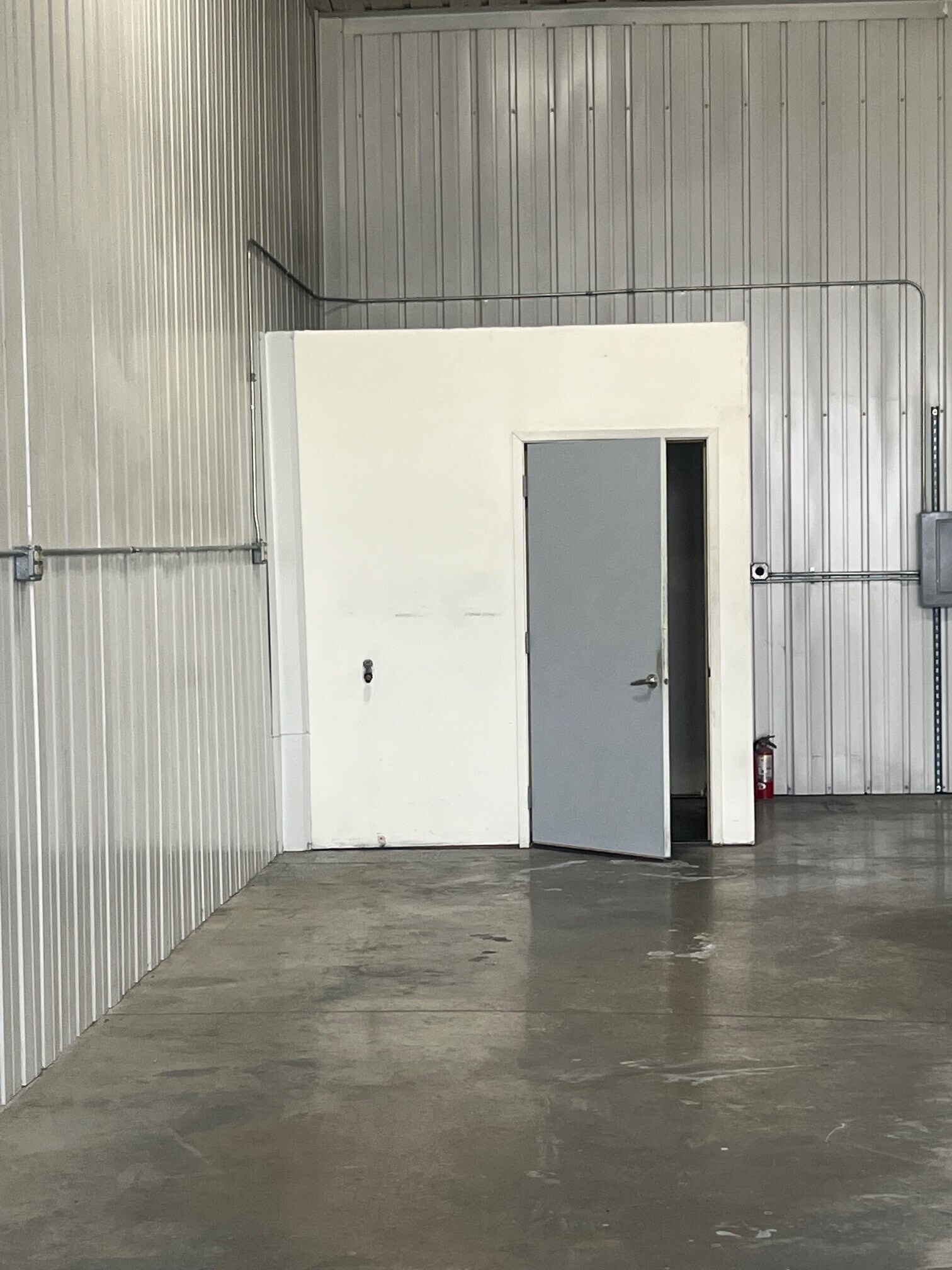 3852 Liberty Dr unit 13, Iowa City, IA 52240 - photo 1