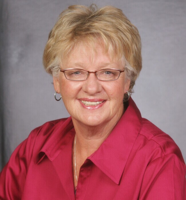 Glenda Brewster