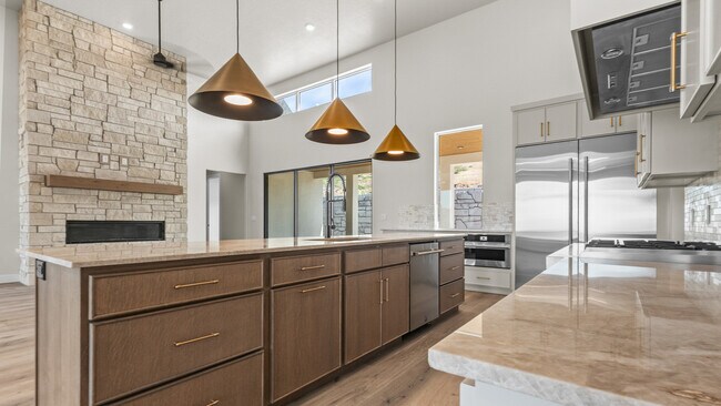 21-130 E Skara Brae Blvd, Lehi, UT 84048 - photo 6