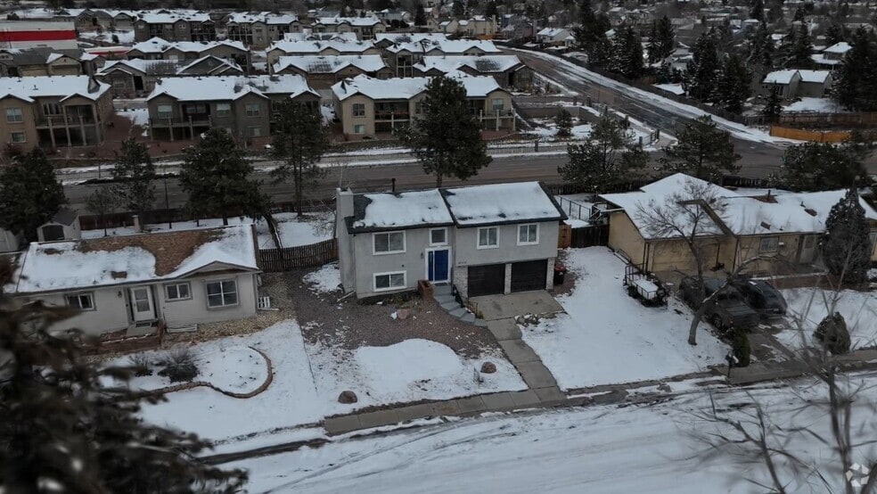 3160 Mirage Dr, Colorado Springs, CO 80920 - photo 2