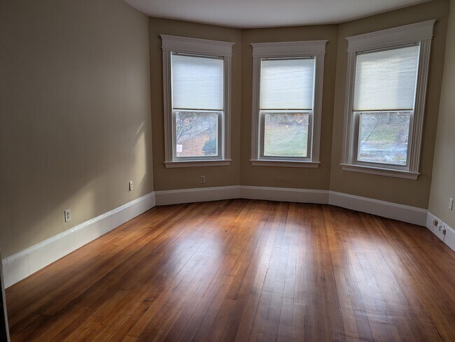 759 Boylston St unit 2, Chestnut Hill, MA 02467 - photo 7