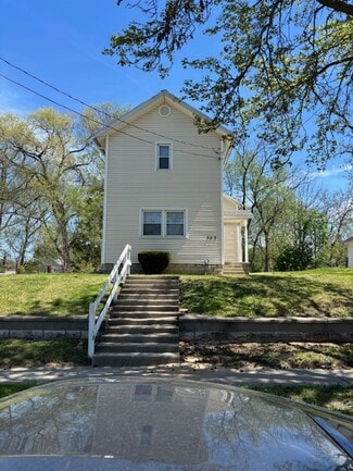 303 S Prospect St, Bowling Green, OH 43402