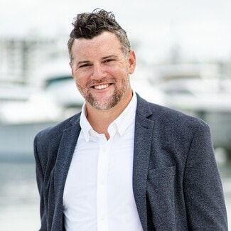 Dan Mackinnon