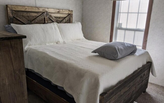 1208 County Rd 315 unit ID1352862P, Melrose, FL 32666 - photo 5