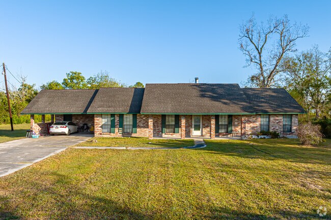 Ranch style homes are popular in Port Allen.
