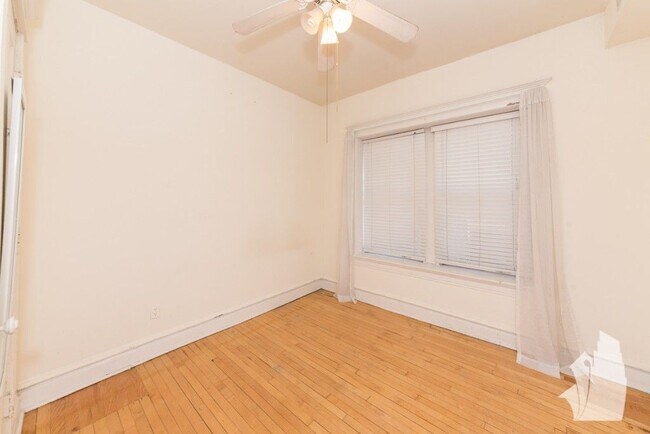 853 W Lill Ave, Chicago, IL 60614 - photo 4