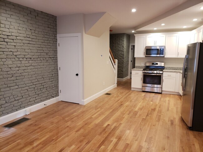 120 Sutherland Rd unit O, Brighton, MA 02135 - photo 6