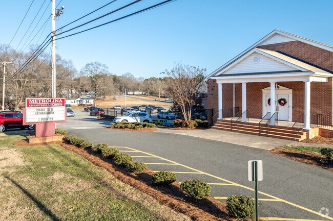 Metrolina Christian Academy serves students in grades K-12.