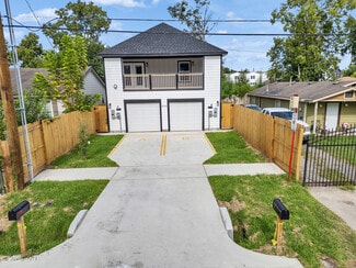 6742 Madrid St, Houston, TX 77021