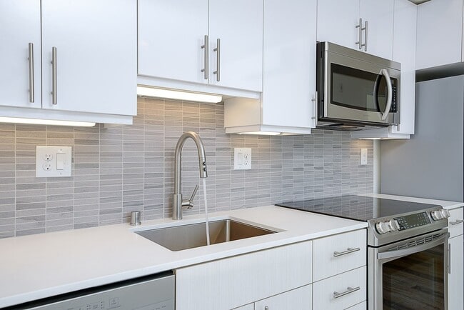 Portal Apartments, Seattle, WA 98103 - photo 3