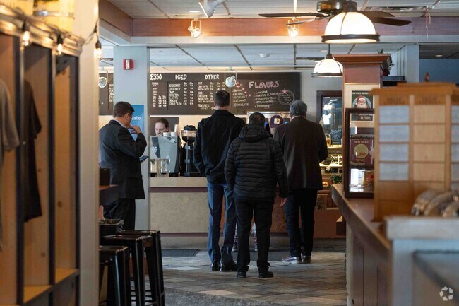 Daybreak Coffee Roasters has served roasted Arabica beans since 1989 near Glastonbury Center.