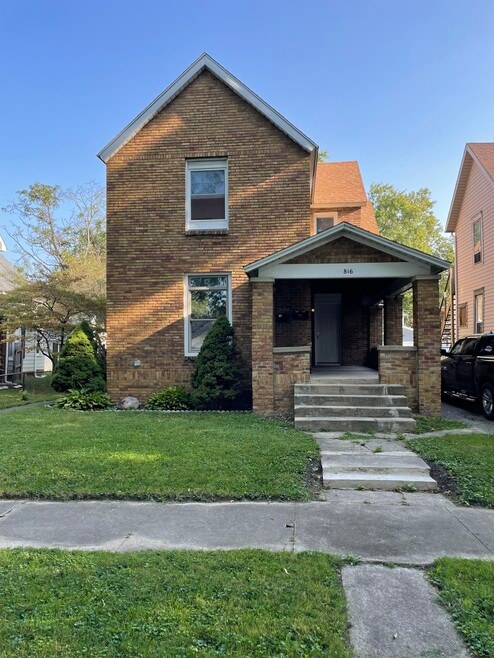 816 W Ashland Ave, Muncie, IN 47303 - photo 1