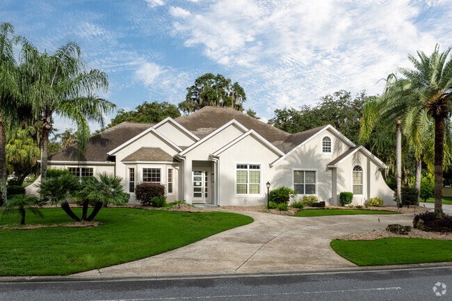 Village of Bridgeport homeowners take great pride in the upkeep of their homes.