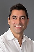 Hossein Bayat