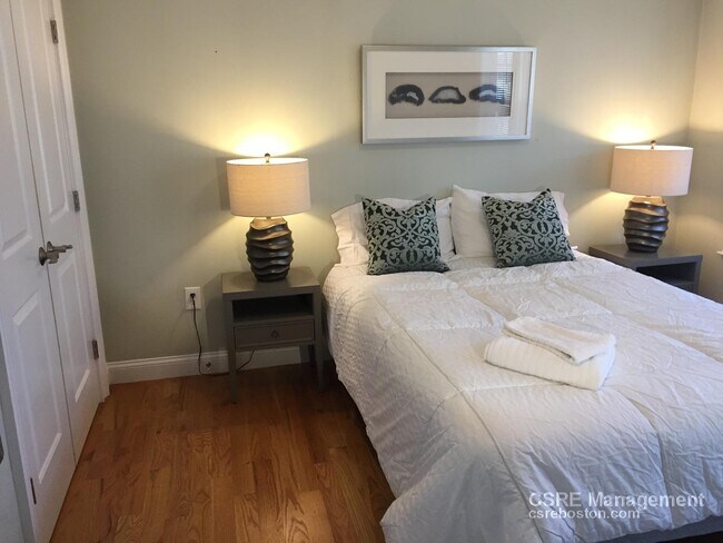 64-66 Litchfield St unit 1, Boston, MA 02135 - photo 4