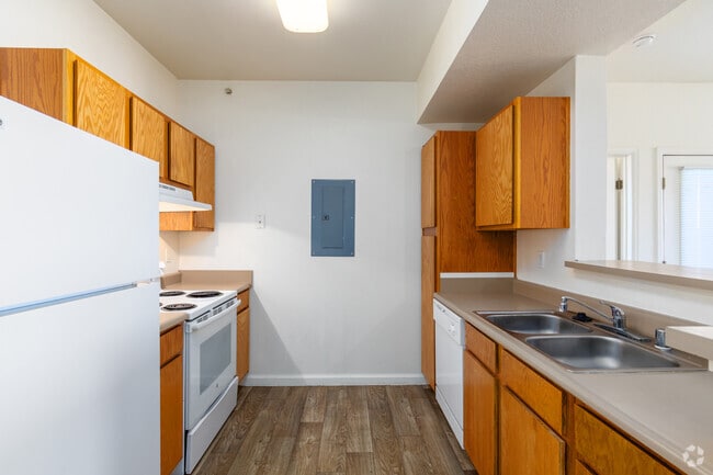 2BR, 1BA - 942SF Kitchen