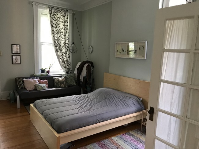 3340 Bishop St unit 1, Cincinnati, OH 45220 - photo 5