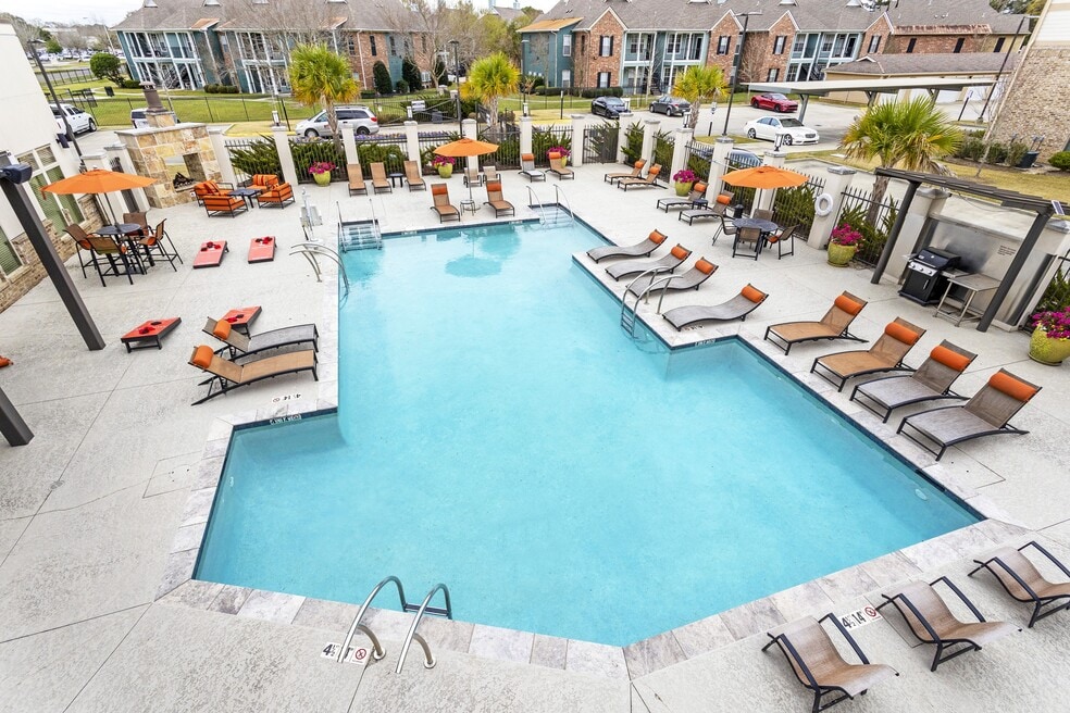 La Veranda at Polly Lane Apartments, Lafayette, LA 70508 - photo 1