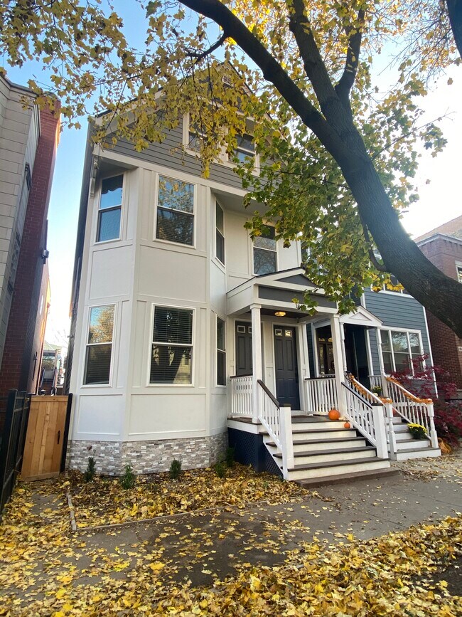 1841 W School St unit 1, Chicago, IL 60657 - photo 2