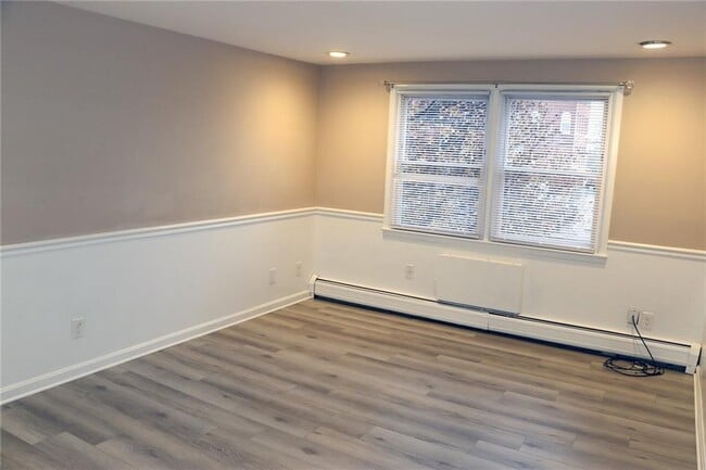 50 Carnation St, Pawtucket, RI 02860 - photo 2