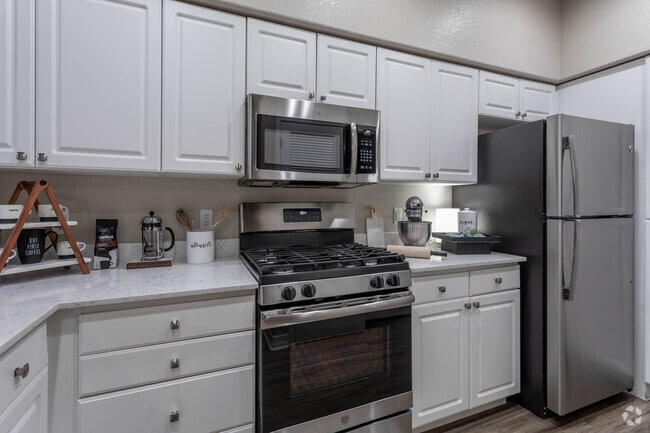 2BR, 2BA - B3 - 1,216 SF
