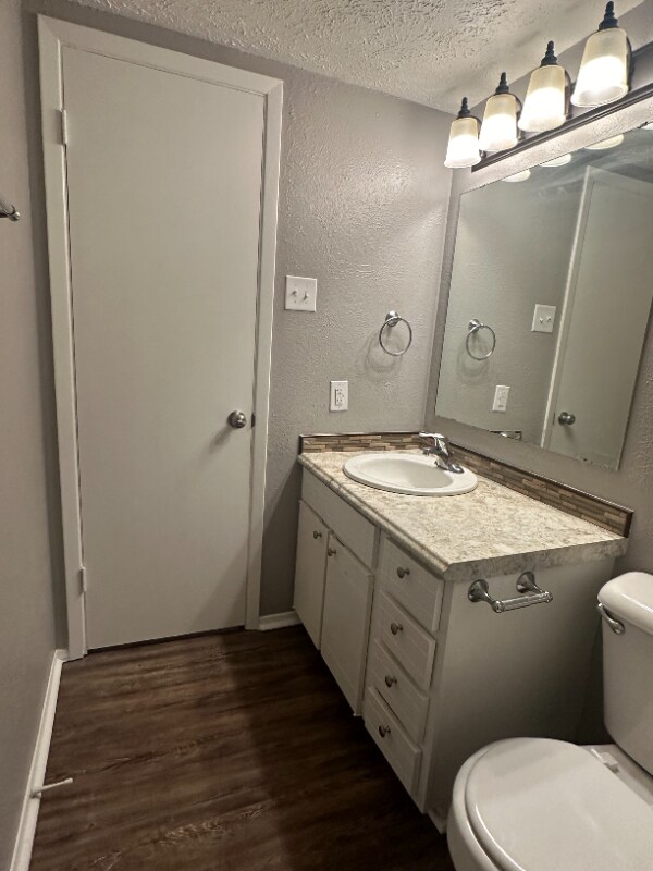 2114 E Marshall Ave unit 112, Longview, TX 75601 - photo 4