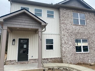 313 W Broad St, Clinton, TN 37716