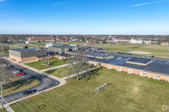 Sandwich High School is a four year secondary education school./