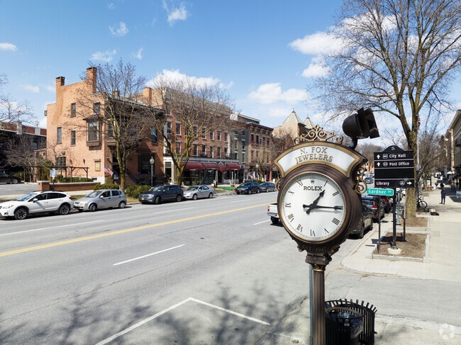 Downtown Saratoga Springs is filled with great shops and restaurants to enjoy all year.