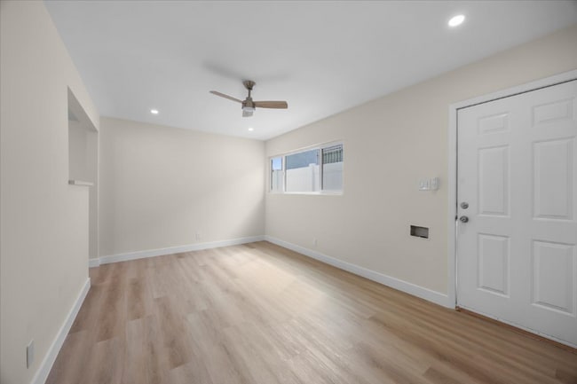 3539 Delta Ave unit 3539, Long Beach, CA 90810 - photo 4