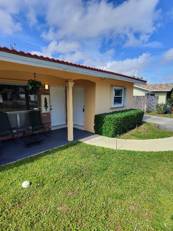 2419 NE 2nd Ave, Boca Raton, FL 33431
