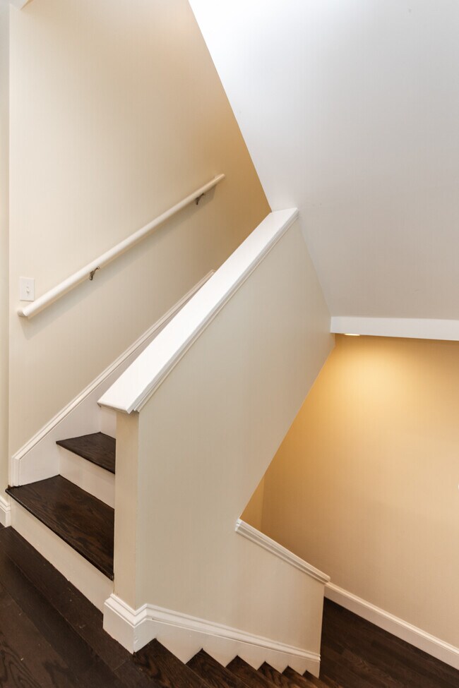 476 Fulton St unit 476, Medford, MA 02155 - photo 7